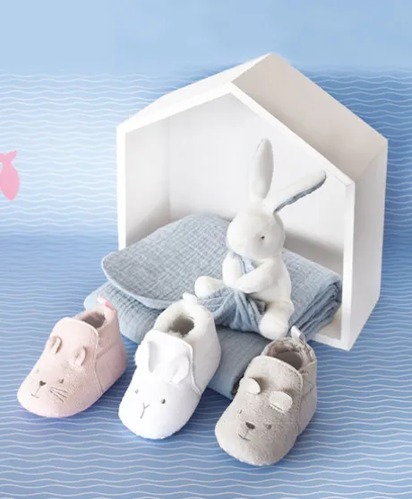 Coffret chaussons Bébé gris - 0/6 mois