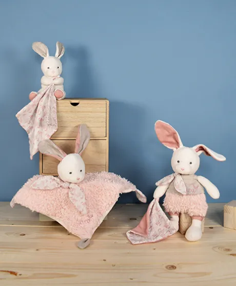 Doudou carré plat lapin rose en coton BIO - 25 cm