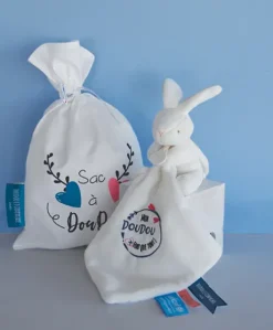 Sac à doudou + Doudou lapin "Mon Doudou + fort que tout " 10 cm - Unicef